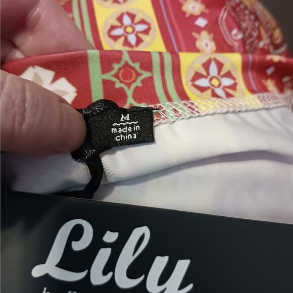 Lily by Firmiana Tunic Style Boho Top NWT Size Medium - Picture 7 of 9